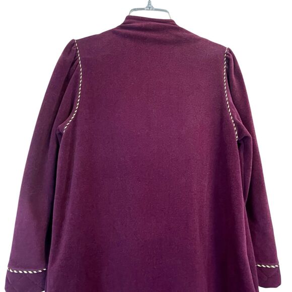 VTG Vanity Fair Maroon House Coat Robe Full Zip Size Medium Plush Elegant USA - Picture 9 of 16